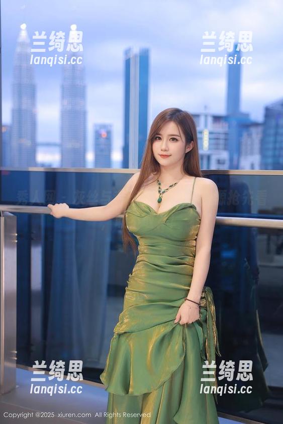 秀人网 - 灰丝与奈汐酱nice，资源抢先看，敢不敢？！