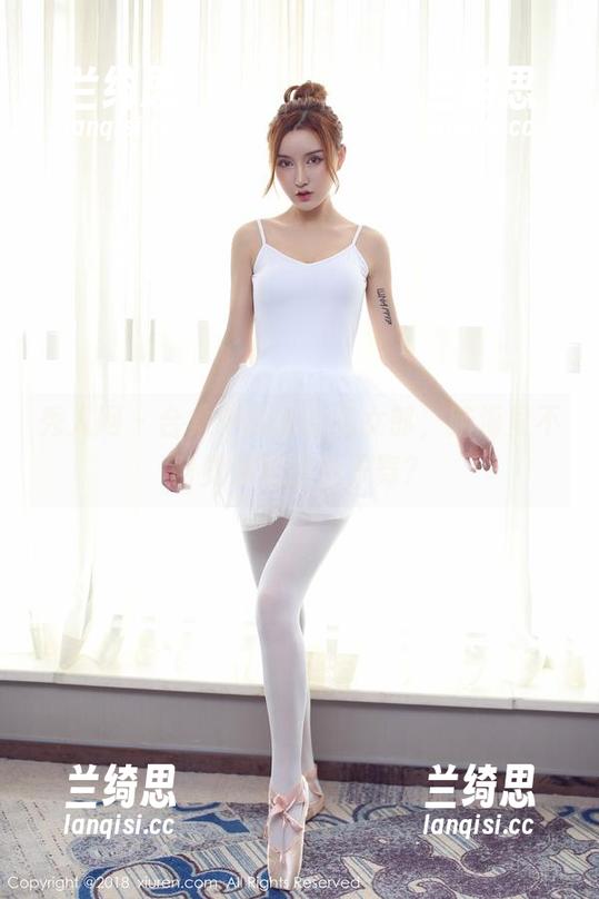 秀人网 - 合集中的娜比兔女郎，脑海里不自觉浮现的兔子舞？