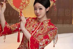 秀人网 – 杜viki表示：“再黑也阔以再白！”——私房图片见真章，谁能抵挡这种巧妙的对比呢？