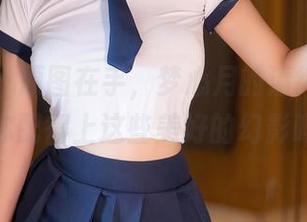 秀人网 – 原图在手，梦心月的清纯与更新，你配得上这些美好的幻影吗？