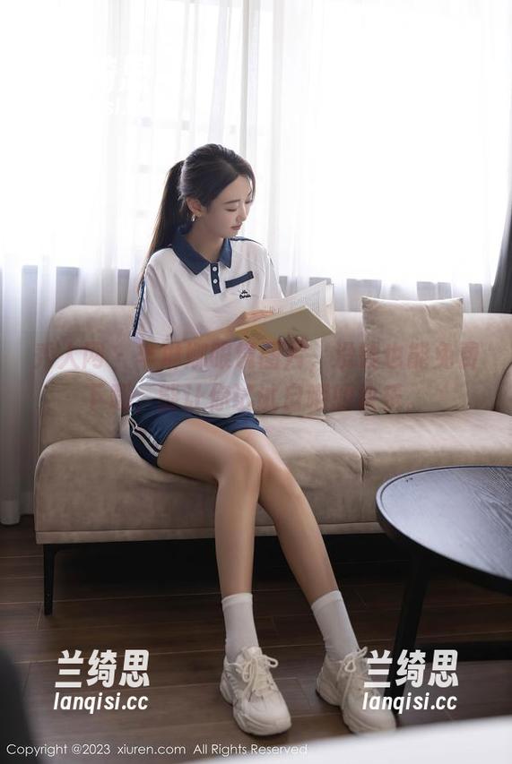 秀人网 - 芈琳娜眼镜图片，没钱也能免费下载，能让你试试自嘲的快乐。