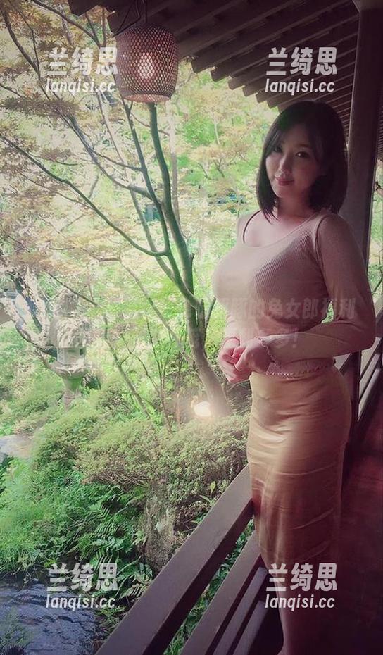 微密圈 - 来看看紫色哒豚豚的兔女郎福利图集，图文并茂，福利多多！