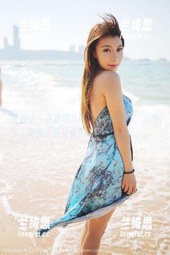 美媛馆 - 在唐琪儿il的私拍图包里，清纯写实，但又似乎藏着点小心思。