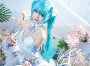 免费捡漏！艾西Aiwest的初音小恶魔合集，你会想多看几遍！