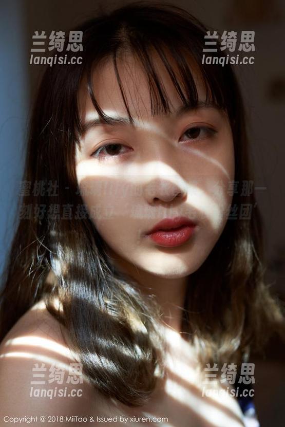 蜜桃社 - 琉璃lily的毛衣图集，分享那一刻好想直接成立‘琉璃lily毛衣粉丝团’！