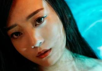 蜜桃社 – 图包来了，雪飞让你的自拍也能飞起来！