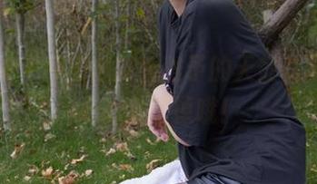 袜啵啵 – 捧着心脏看稚予的天使美图，小心心会跑掉哦！