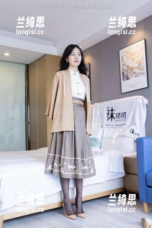 袜啵啵 - 芝士出品：白色吊带船袜，图库里的宝藏，下载就对了！