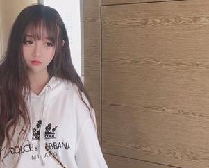 看！过期米线线喵的小猫撒娇技巧：诚意满分的高清美图