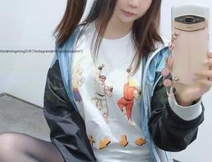 拖延症的证明：铭铭kizami的机车少女cos在家里的“极限挑战”
