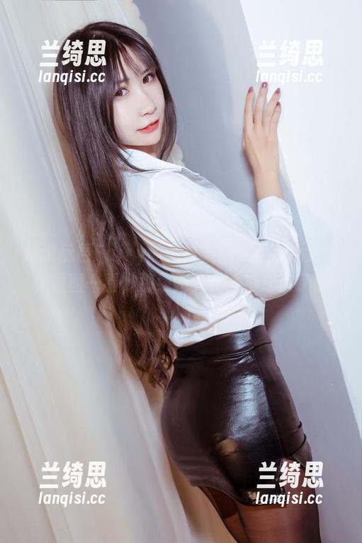 听说阮邑Fairy的英梨梨兔女郎照片大火，原图一看，那线路真是太有层次了。