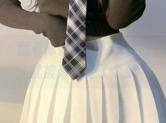 微密圈 – 翻看陈佩奇的校服套图，恍惚间就被青春打了个晕