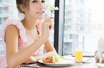 青豆客 – 今日份岑苑之barbiebaby“厨娘”料理：外卖一点通！图片更新