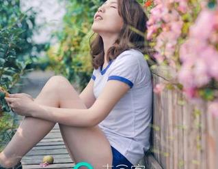 青豆客 – 制服诱惑？黄梦羡在这些图片中巧妙反转