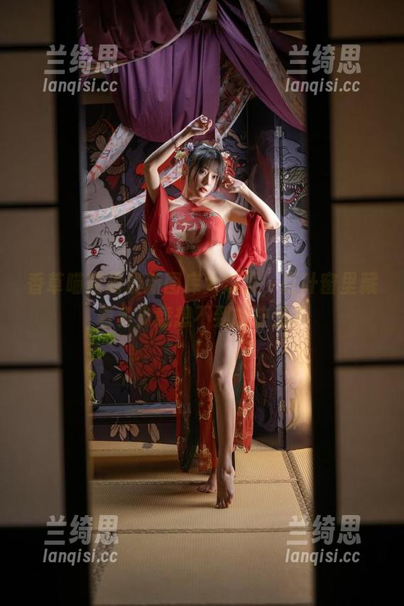 香草喵露露最新图库大爆发，百叶窗里藏着多少意想不到的快乐？
